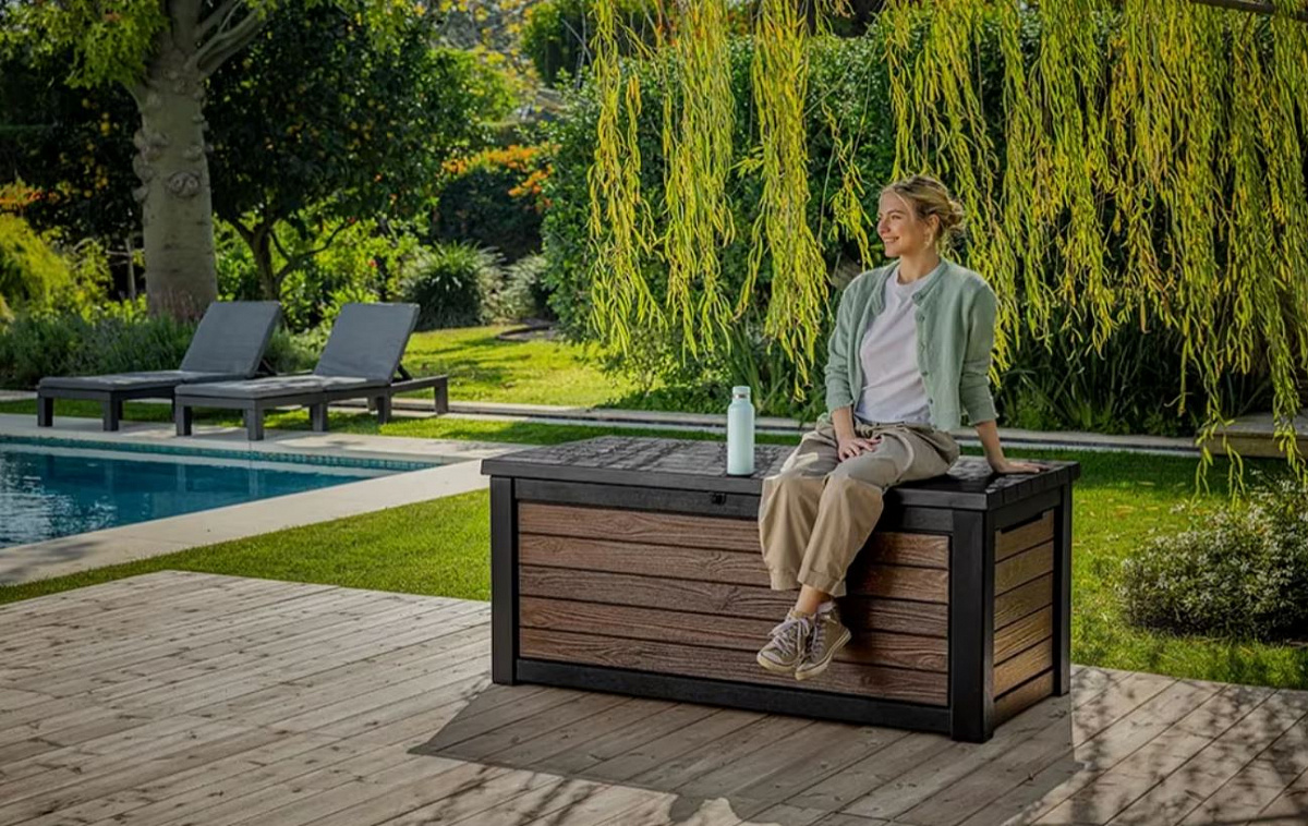 Сундук Деко 630л (Deco deck 630 L Walnut) темно-коричневый